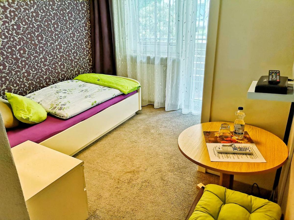 Hotel Pension Waldbaude Варменщайнах Екстериор снимка
